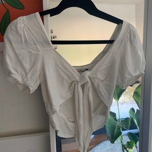 front tie top